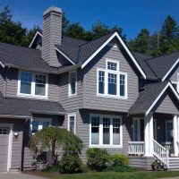 chicago roofing on large family house